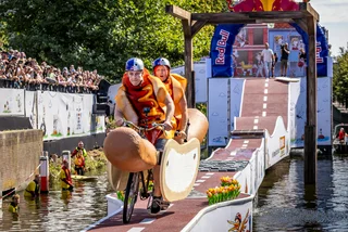 Red Bull Kolo Molo celebrates the art of falling at weekend Prague event