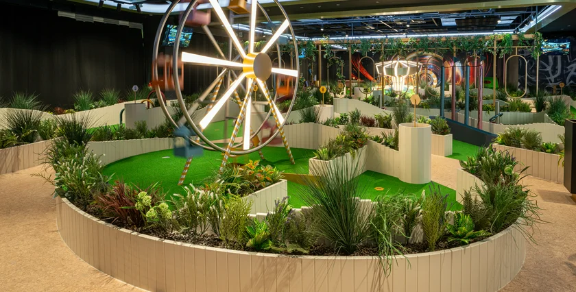 08-2025 Levels Maj Máj Narodni Národní  LEVELS_minigolf