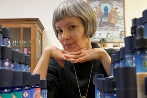 Individual aromatherapy teaching