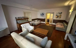 Apartment for rent, 5+kk - 4 bedrooms, 145m<sup>2</sup>