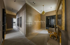 Apartment for rent, 5+1 - 4 bedrooms, 200m<sup>2</sup>
