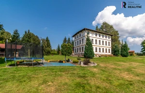 Accommodation for sale, 552m<sup>2</sup>