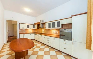 Apartment for sale, 4+1 - 3 bedrooms, 150m<sup>2</sup>