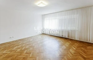 Villa for rent, 280m<sup>2</sup>, 670m<sup>2</sup> of land