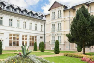 Boarding School Opens In Czech Spa Town