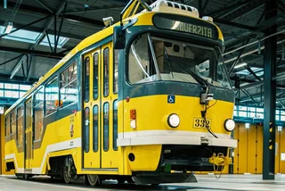 Driverless tram with front sensor. Photo: