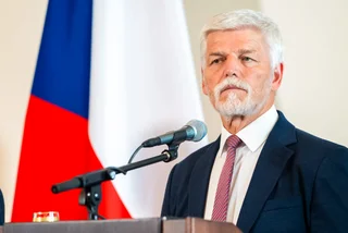 President Pavel signs law expanding sick pay for self-employed in Czechia
