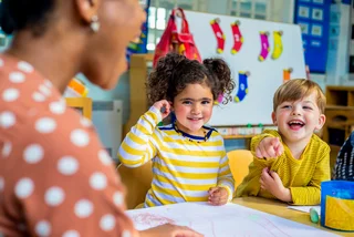 Government approves amendment guaranteeing daycare for children