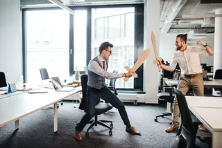 Jak ustát spolupráci s expaty a vyhnout se kulturním válkám