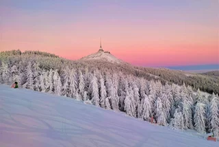 7 skiing day trips from Prague: hitting the Bohemian slopes