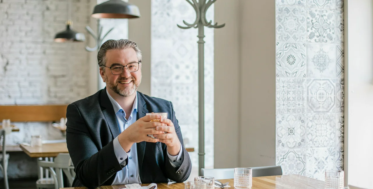 Overcoming fear and trusting intuition: CEO Martin Howlings on the Expats.cz journey