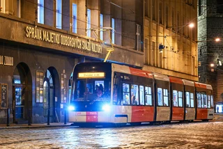 Prague's new-look Škoda 52T trams are now being tested on the city's streets