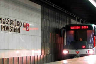 Major disruption on Prague metro: Power failure halts C line service
