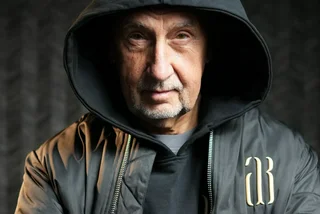 Populist fashion: Andrej Babiš drops new merch store to target Gen Z votes