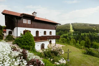 A charming Krkonoše retreat offers buyers a 'sunny' outlook