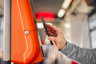 Prague split on public transport price hikes: Will you pay more next year?