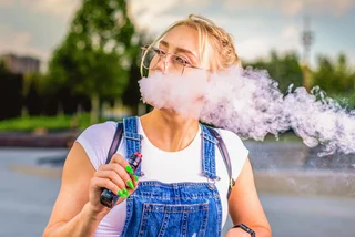 Flavored vapes under fire: Czechia clamps down on e-cigarettes