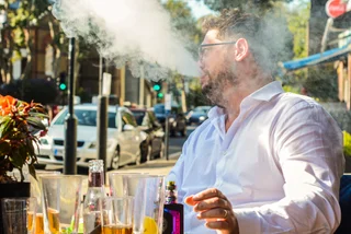 EU proposes ban on smoking outdoors: Will Czechia adopt it?