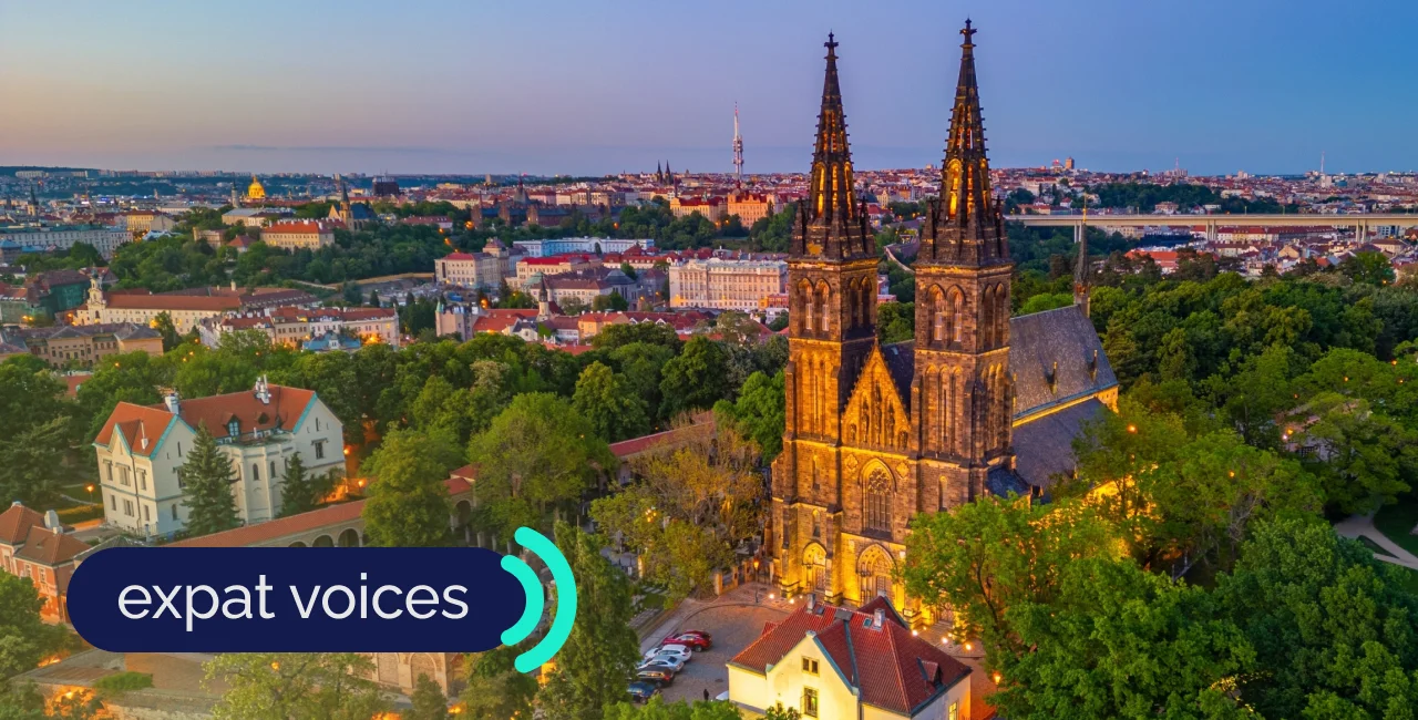 Shutterstock by trabantos