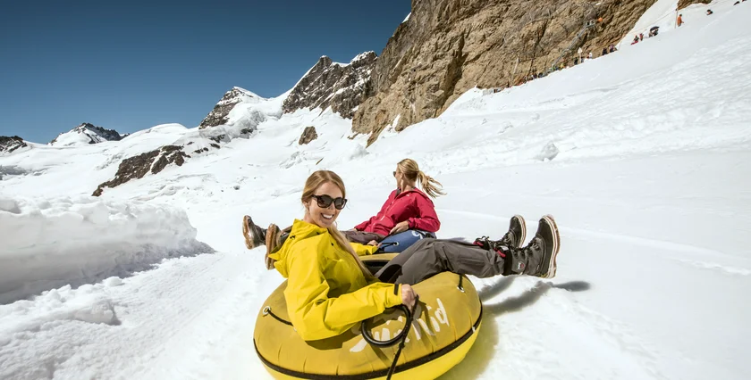 Jungfraujoch SnowFun Snowtubing Swiss 05-2025 Jungfraujoch-SnowFun-Snowtubing