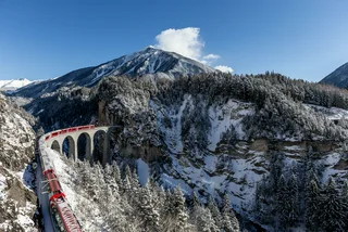 Czechia's overnight train to Switzerland: Skiing, alpine views, and epic adventures