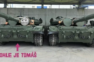 Tomáš the tank, donated by the Czech public, takes part in war